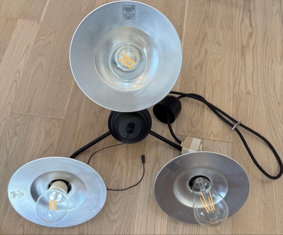 後藤照明株式会社2014年製 ダクトレール用3灯照明 黒/銀 モダン