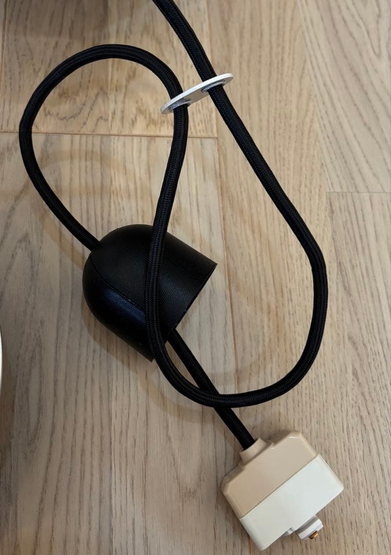 後藤照明株式会社2014年製 ダクトレール用3灯照明 黒/銀 モダン