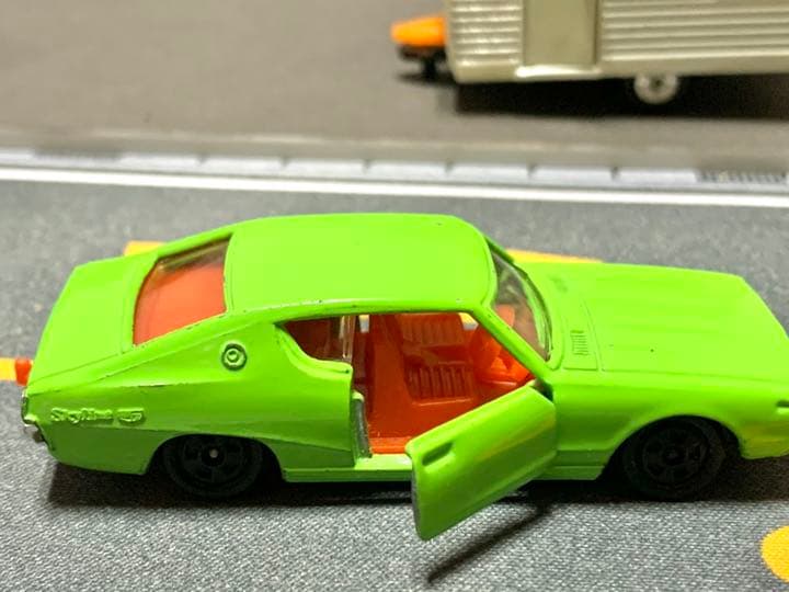 黒箱　トミカ  スタント特注　日産　スカイライン2000GT-X ライムグリーン