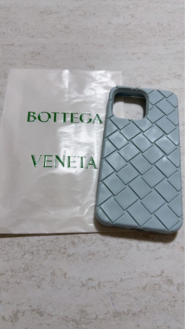 BOTTEGA VENETA iPhone16promax ライトブルー