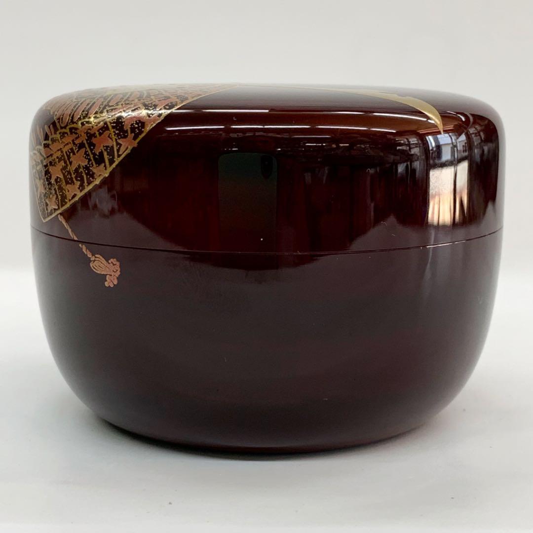 【平棗　兜にあやめ】新井司峰　共箱　溜塗