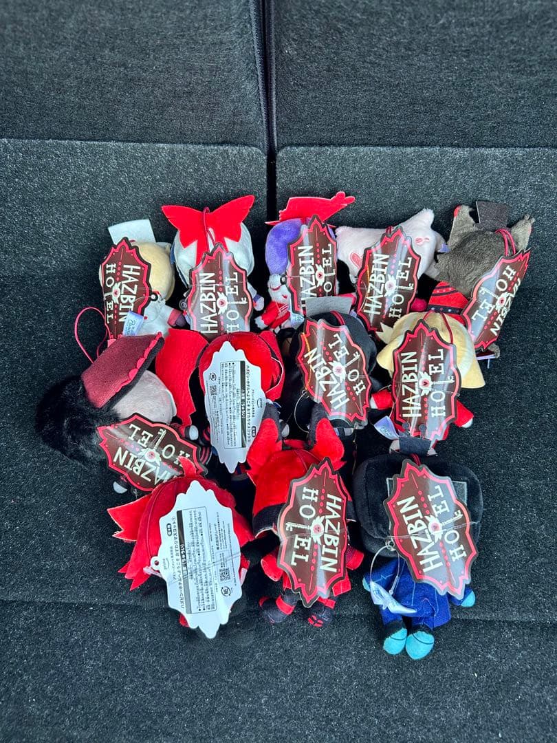 【新品】ハズビン・ホテルへようこそ　おすわりマスコット　全12種　ラウンドワン