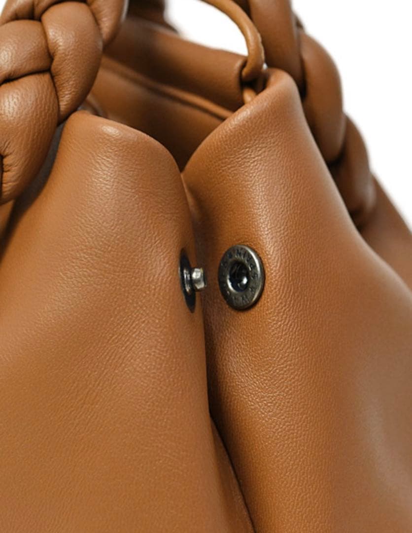 未使用　HEREU ヘリュー Bombon ボンボン 2way ショルダーバッグ