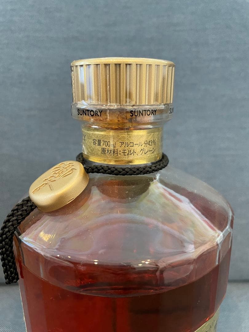 サントリー　響　旧ラベル　金キャップ　レア　未開封