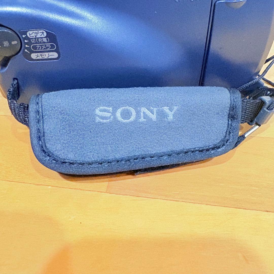 SONY DCR-TRV18ビデオ　カメラ　ハンディカム　ソニー