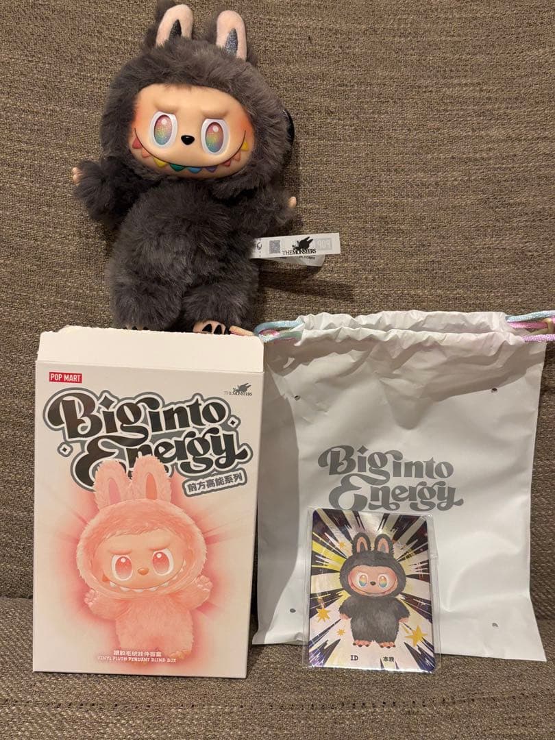 正規品 LABUBU ラブブ シークレット 黒 POP MART