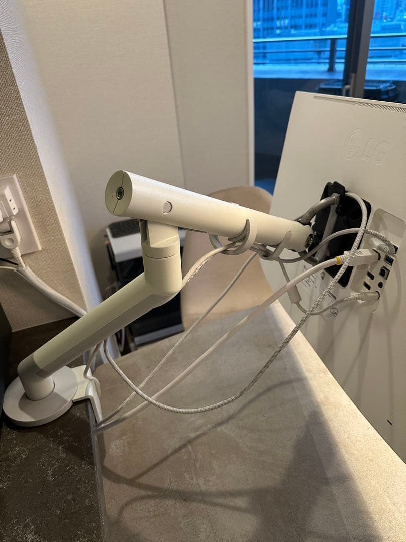 HermanMiller Floモニターアーム トップマウントクランプ