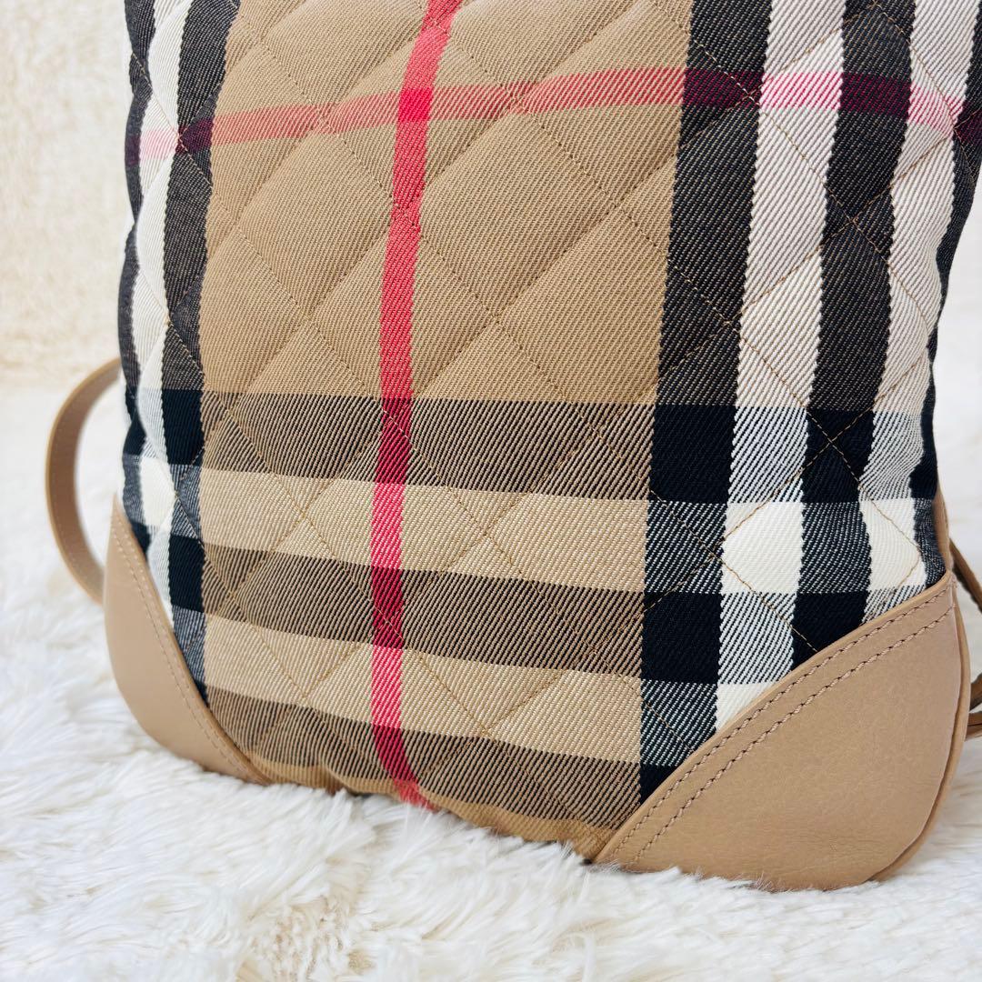 超美品 Burberry ショルダーバッグ キルティング ノヴァチェック