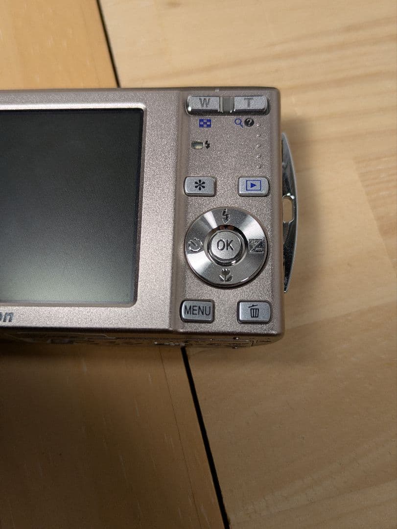 美品 Nikon COOLPIX S520 デジタルカメラ ピンクシルバー