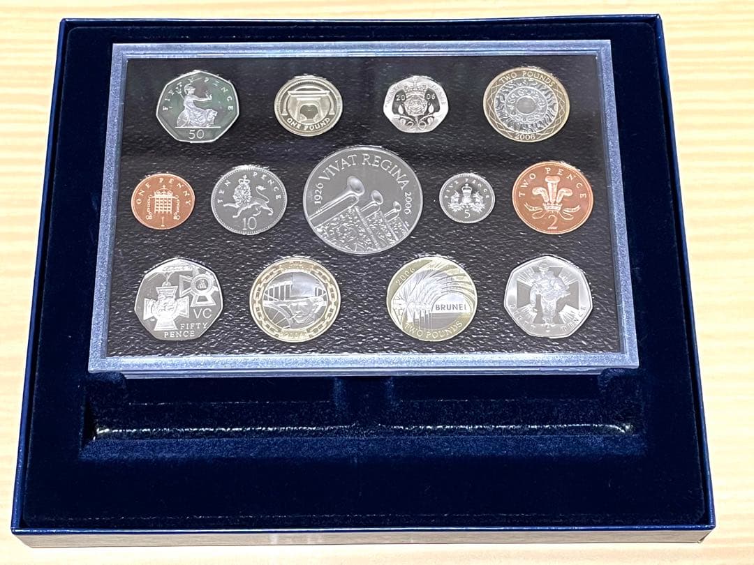 2006年 イギリス 13枚 プルーフ硬貨セット 箱付