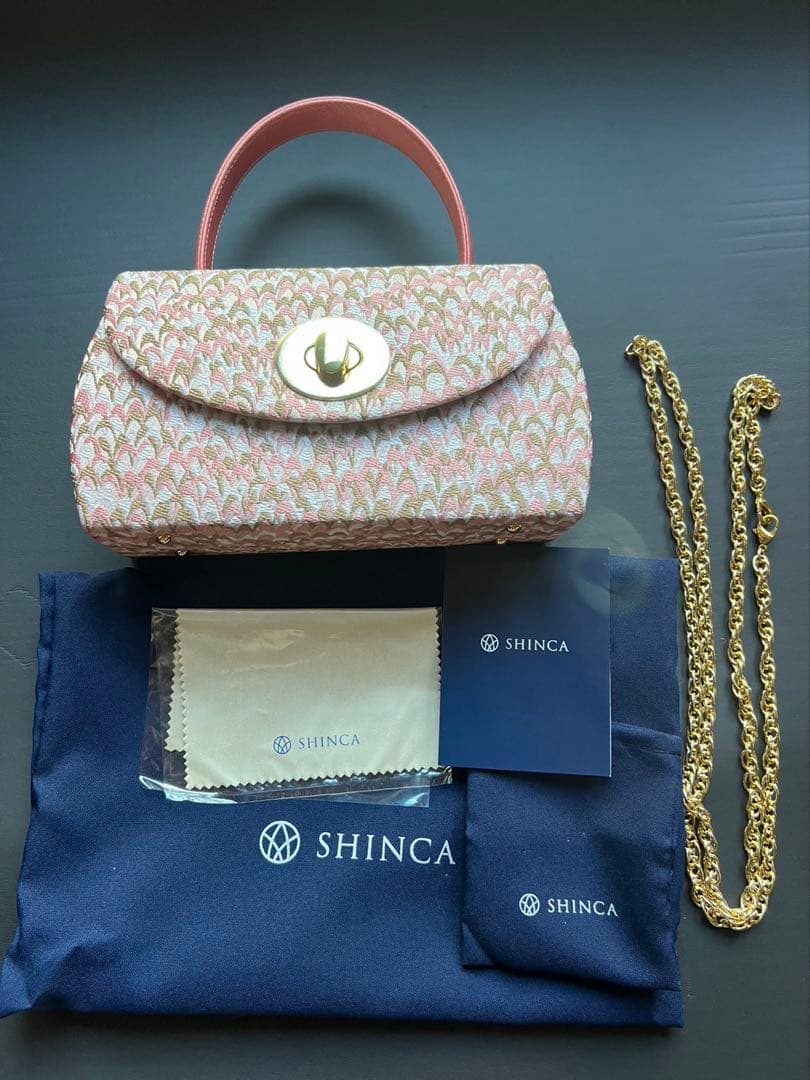 岩佐　和装用フォーマル日本製　バッグ ピンクとベージュの波模様　定価59400円