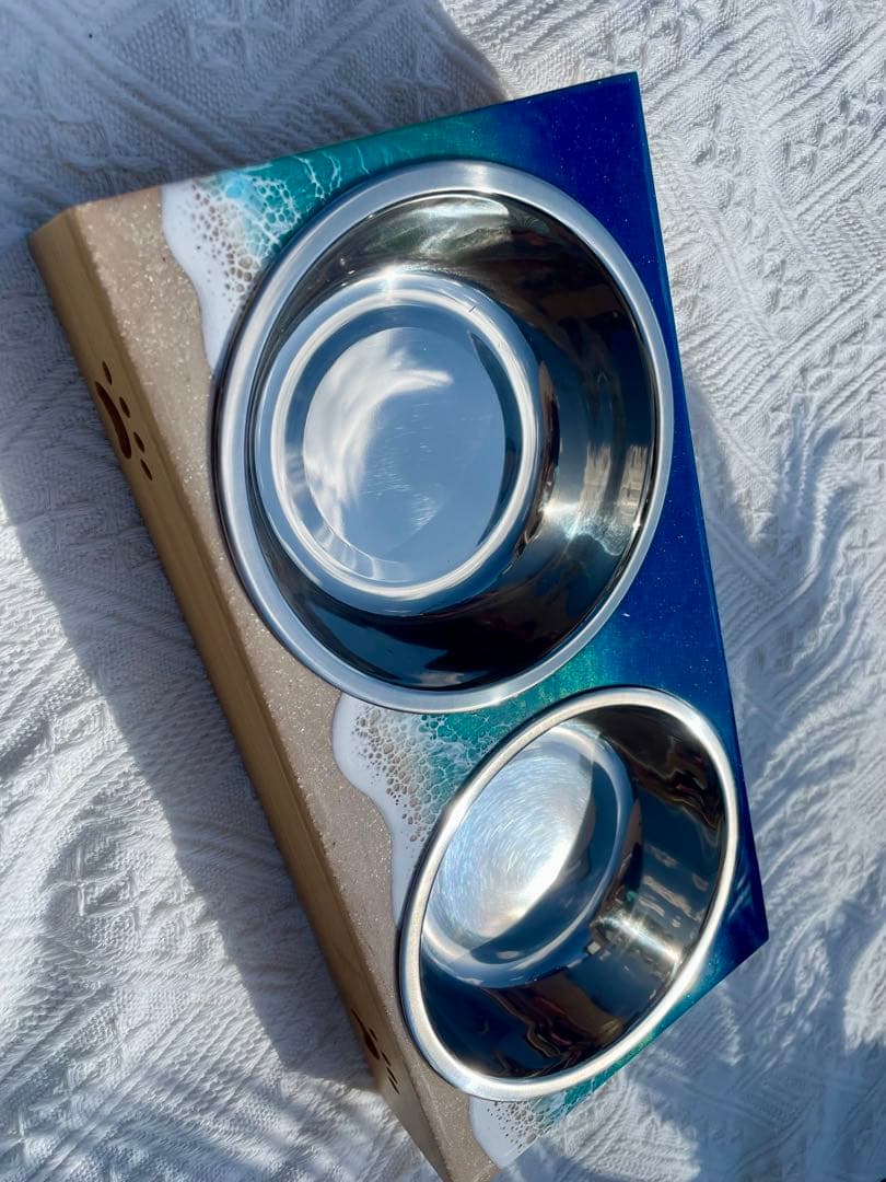 ペットフード　お皿　エサ入れ　レジンアート