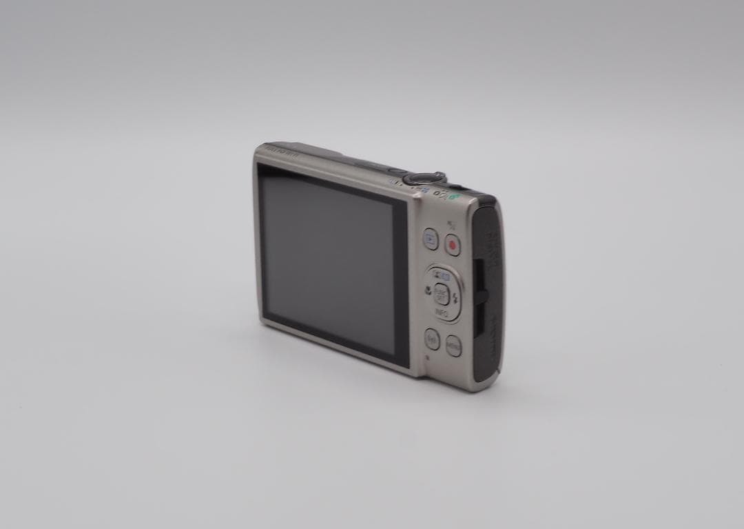 ■ほぼ新品■Canon ixy650 高画質