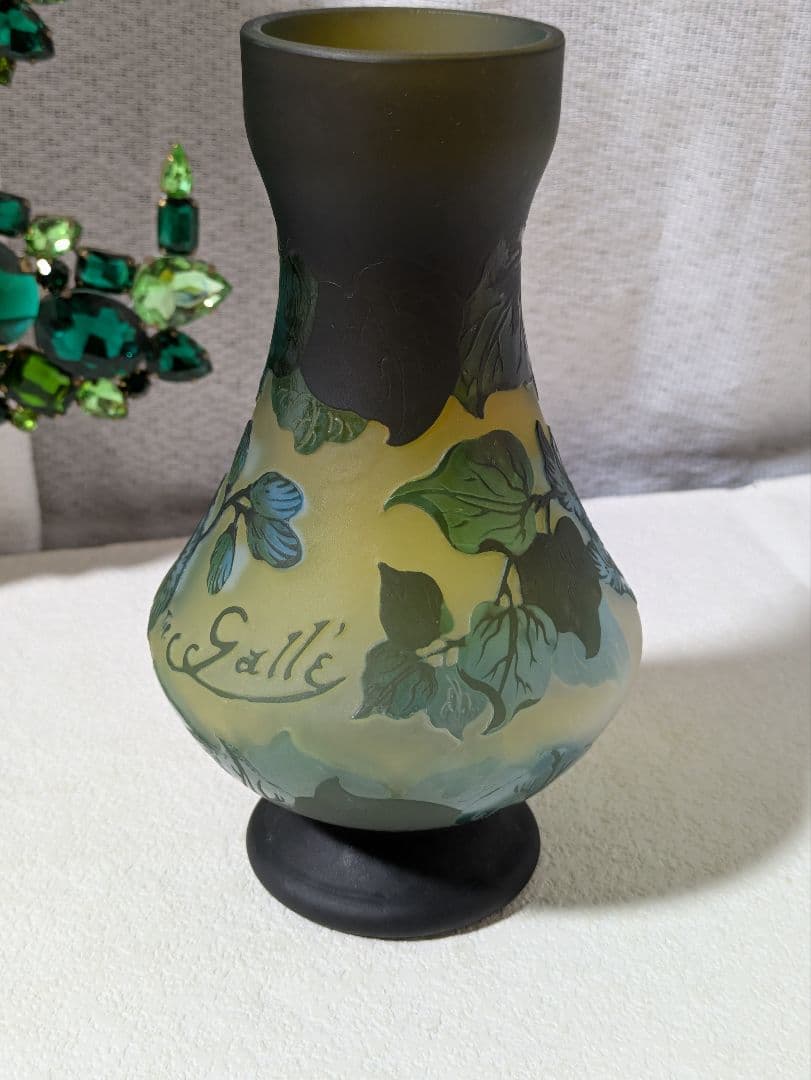 ガラス　フラスコ型花瓶　ガレ？　お値下げ中