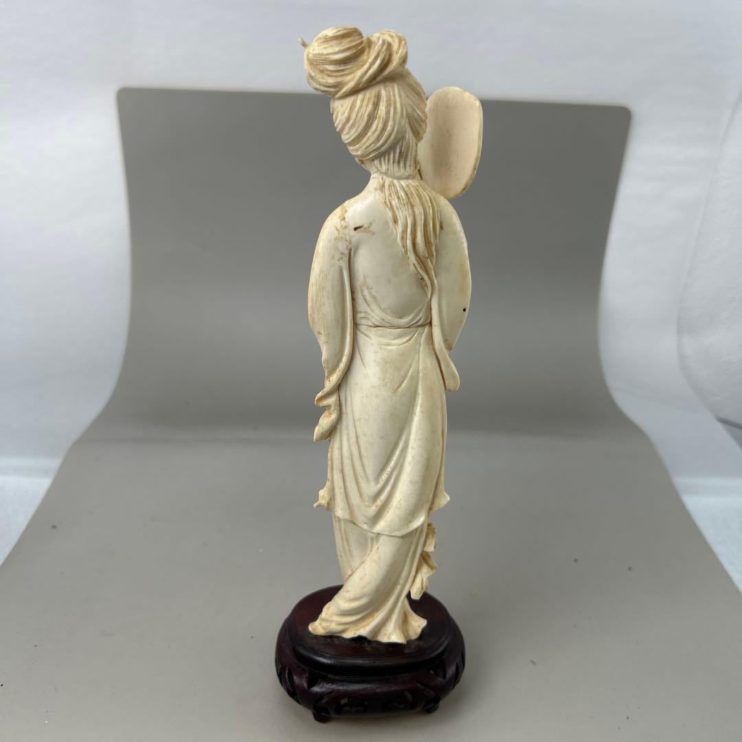 女性像 約27cm 木製台座付きB011