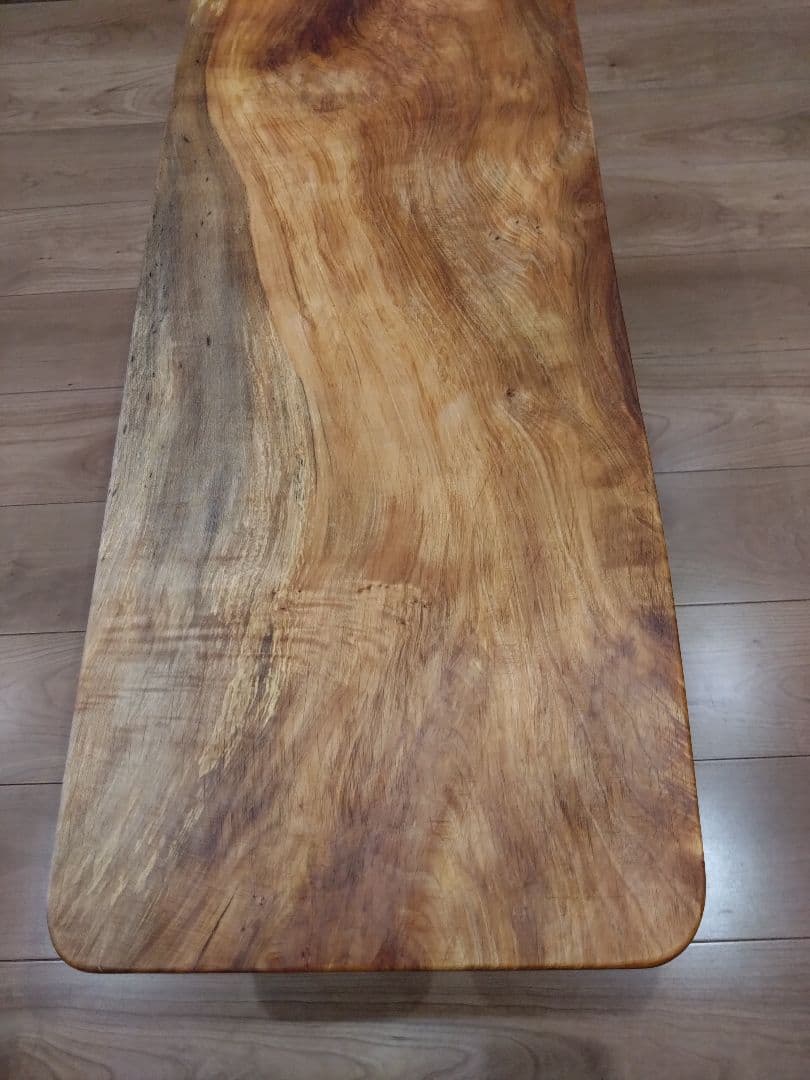 栃（とち）のベンチ80　ローテーブルにも❕栃の杢目が綺麗ですよ❕脚は桜の硬い枝