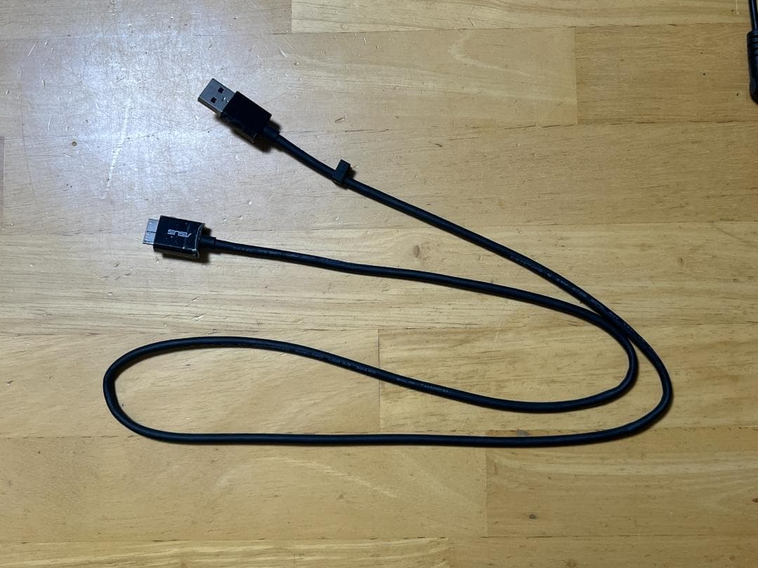 ASUS MB169B+ 15.6インチモニター