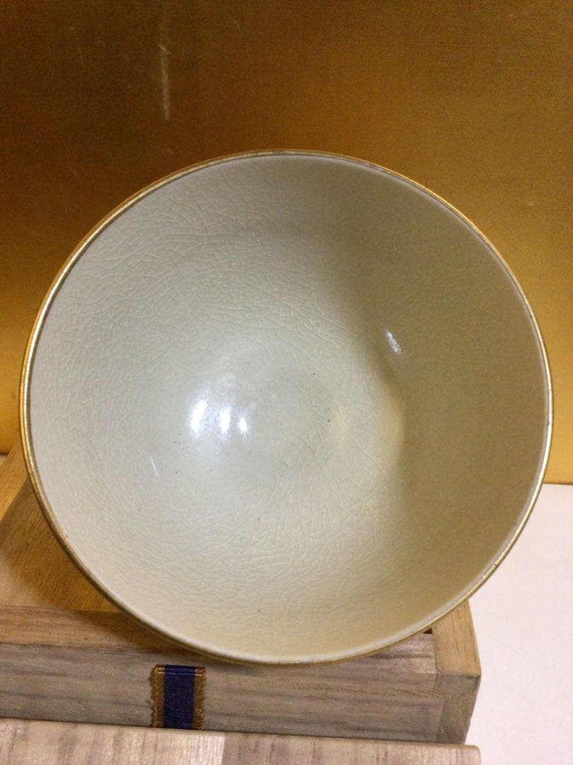 茶道具 茶碗 亀甲の可愛い柄 木箱付き