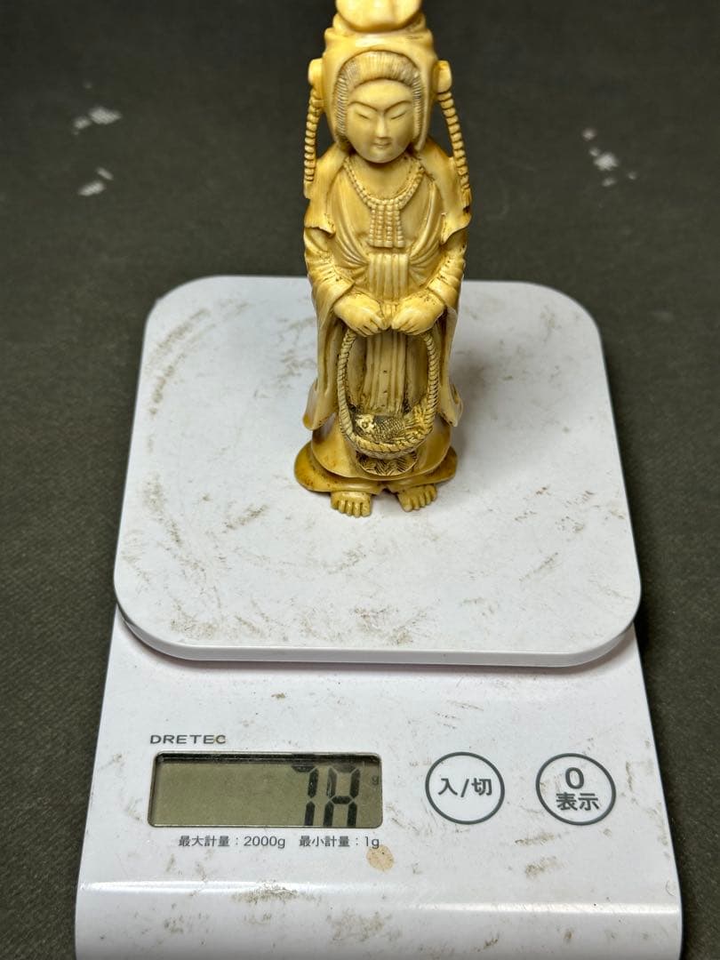 極上　置物　時代物　元禄美人　天然素材　アンティーク　和彫　骨董　飾り物古美術品