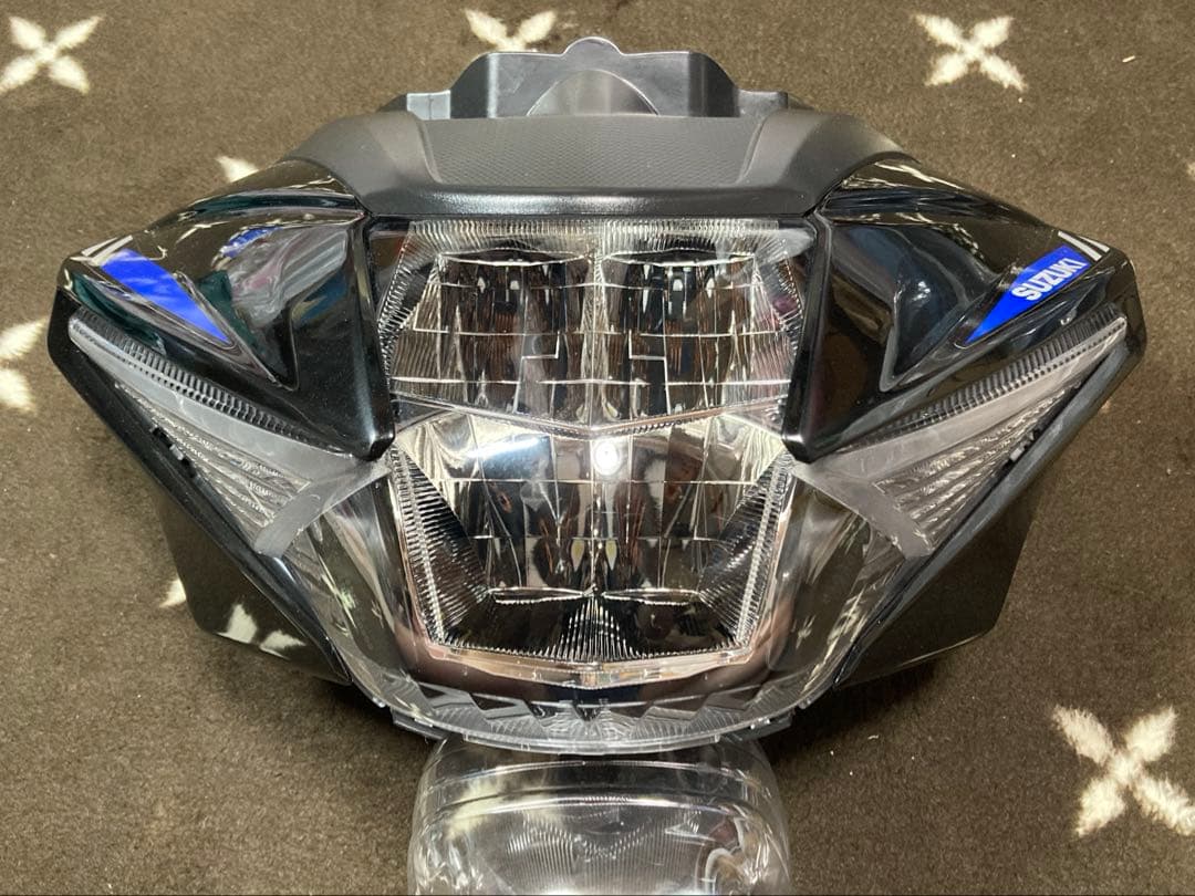 スズキ GSX-S125 純正ヘッドライトユニット　23〜