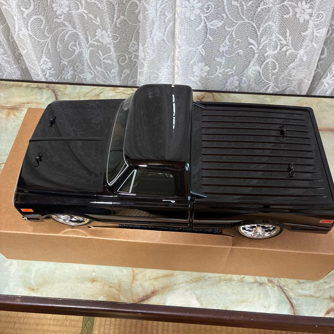 1972 CHEVY C10 ラジコンカー