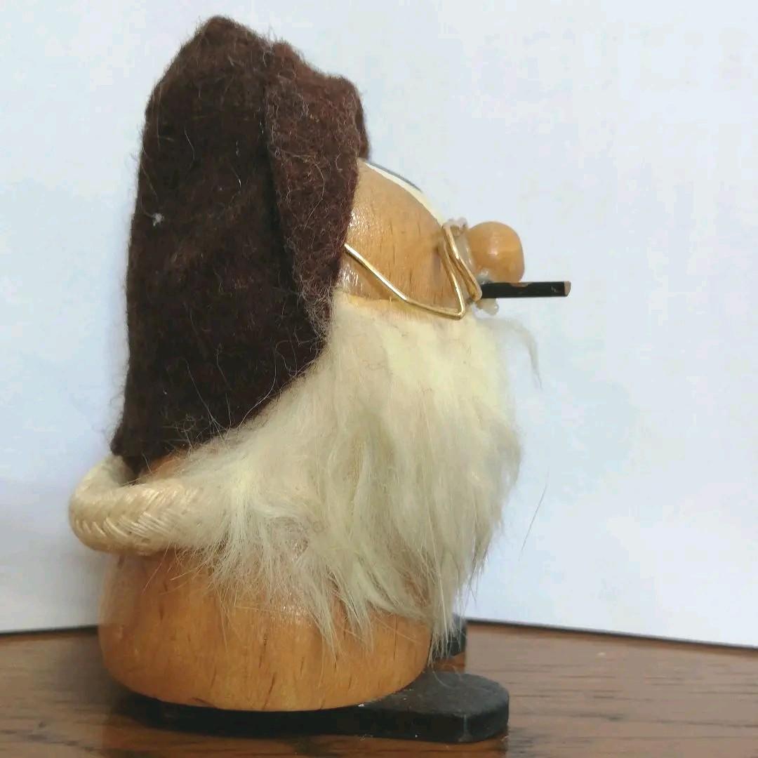 ヴィンテージ　木造りのお人形