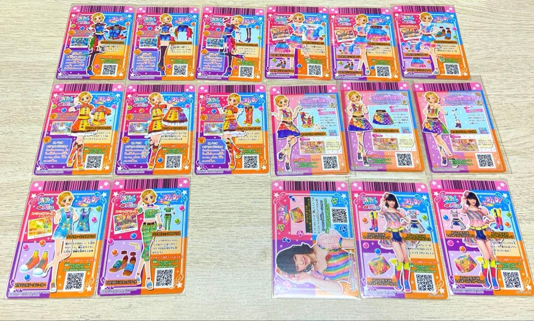 M*a様 アイカツ　新條ひなき　ヴィヴィッドキス　ストリートアートコーデPR等