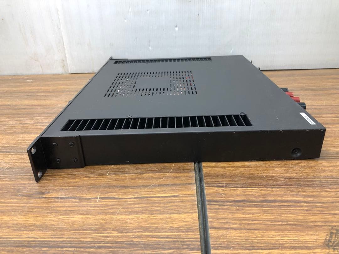 TOA デュアルパワーアンプ　P-60D 電源ケーブル付き