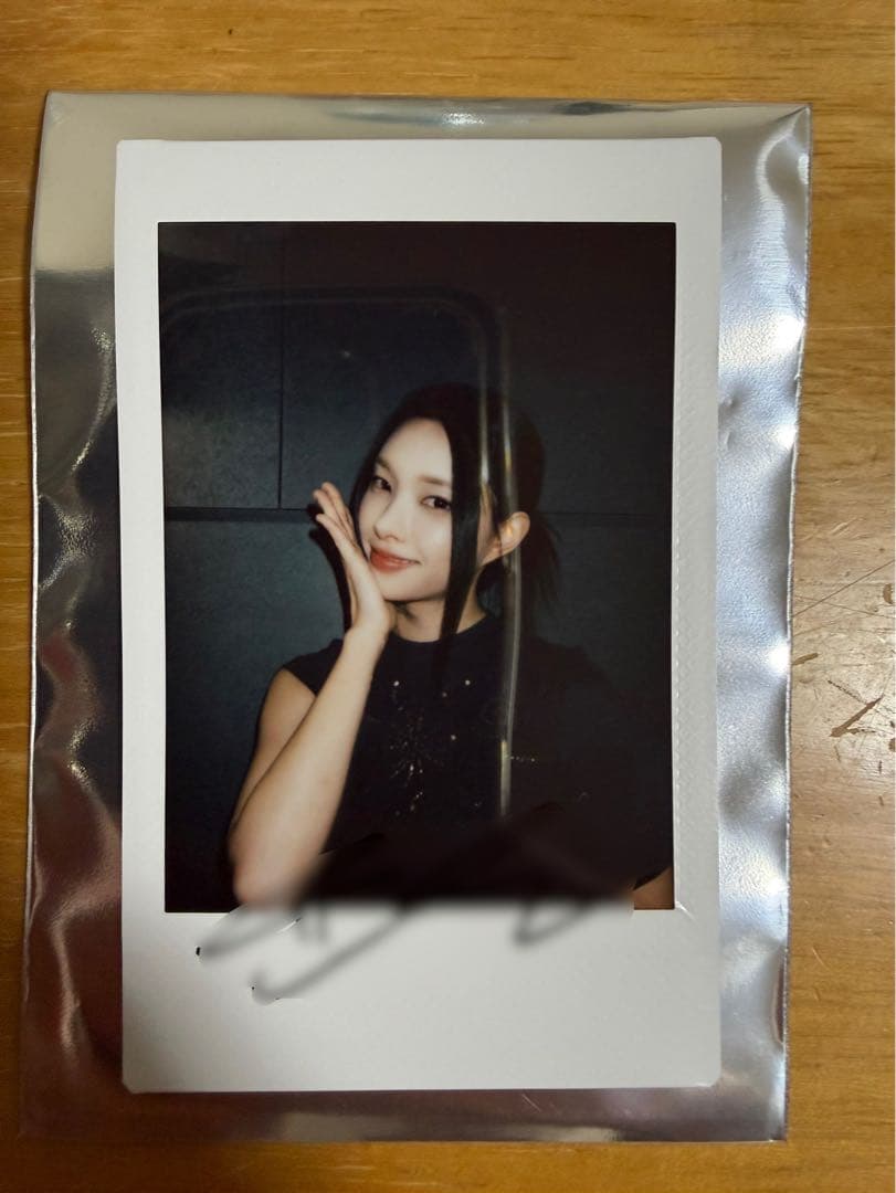 ILLIT NOT CUTE ANYMORE ユナ 直筆サイン入りチェキ