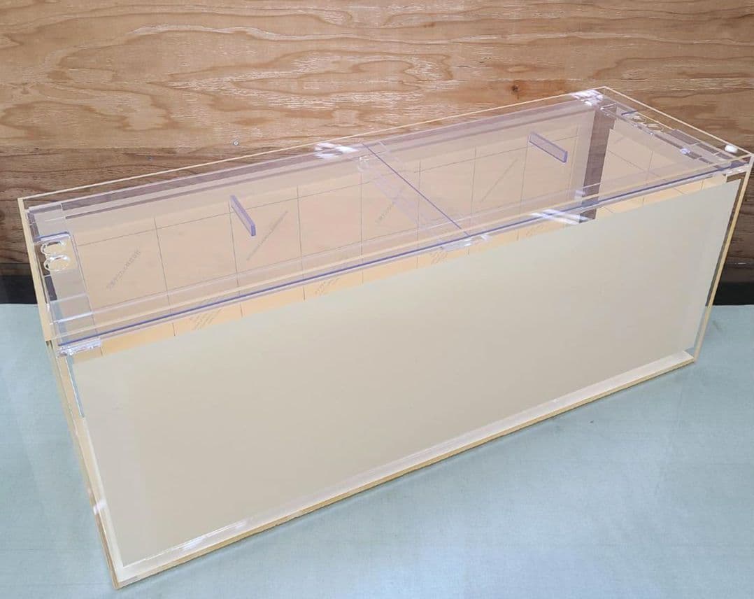 アクリル水槽　900×300×360 (塩ビ蓋付き)