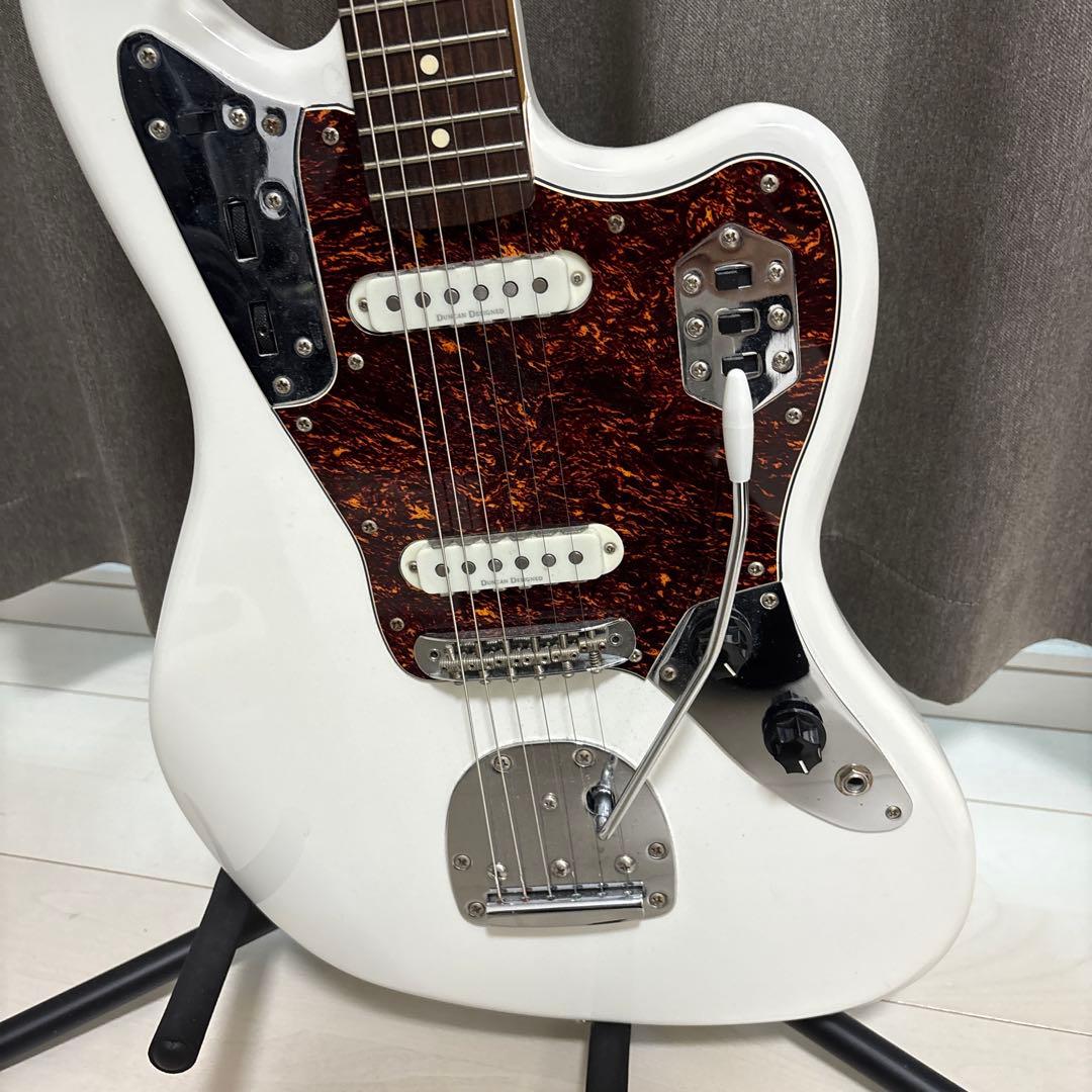 Squier JAGUAR ギタースタンドとギターバッグ付き