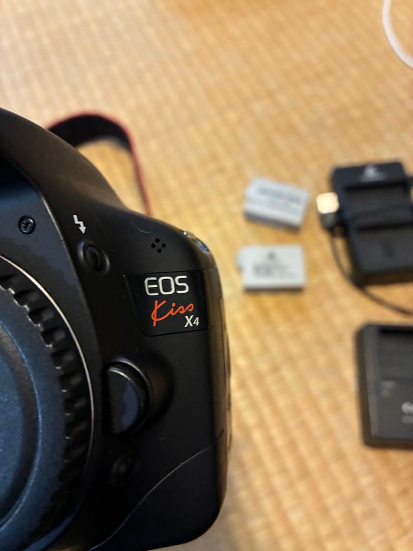 キャノン　イオスキスx4 本体のみ