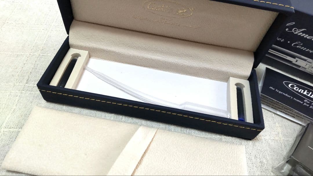 Conklin✒万年筆 オールアメリカン 　　　✒透明軸×シルバー/EF 極細✒