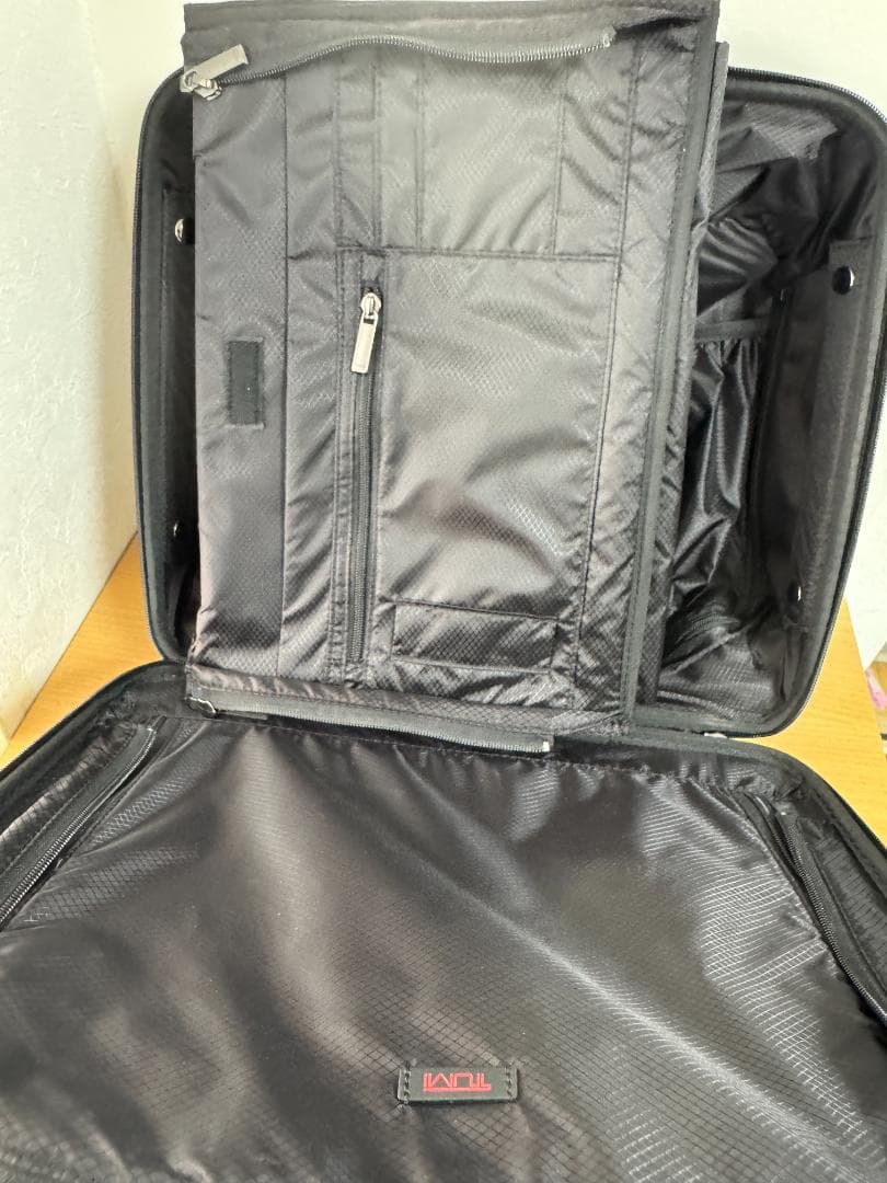 TUMI V3 キャリーケース 228004D 4ウィール 国内正規品 黒
