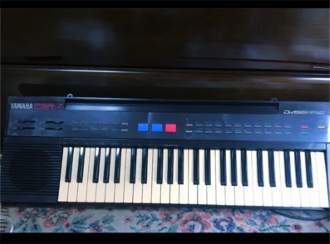 電子ピアノ YAMAHA