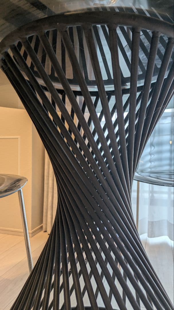 【12/15までの掲載！】カリガリスダイニングテーブル