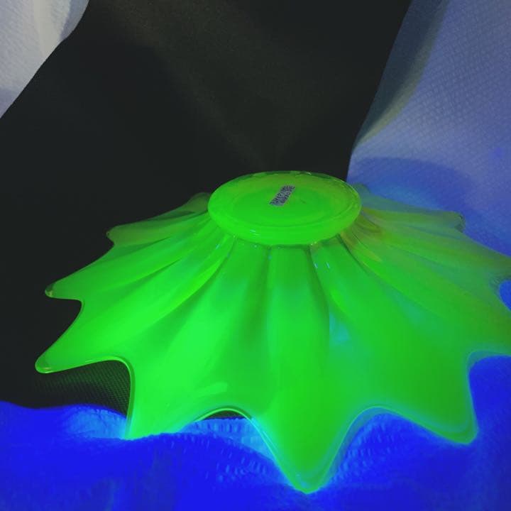 フォストリア　エアルーム　ウラン　ガラス　グラス　黄色　ワセリン　プレート　皿