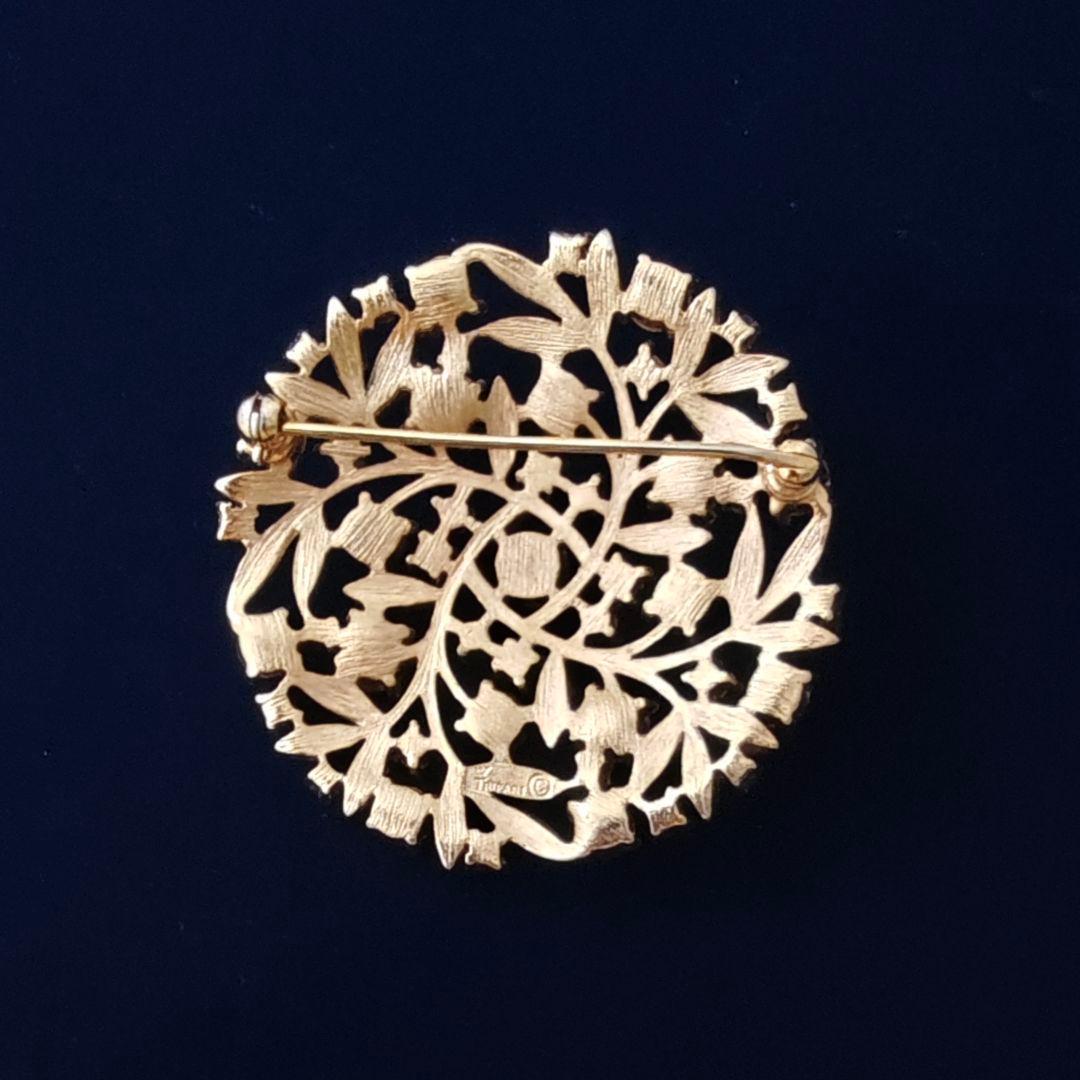 ヴィンテージtrifari ラインストーンボタニカルブローチ　ゴールド