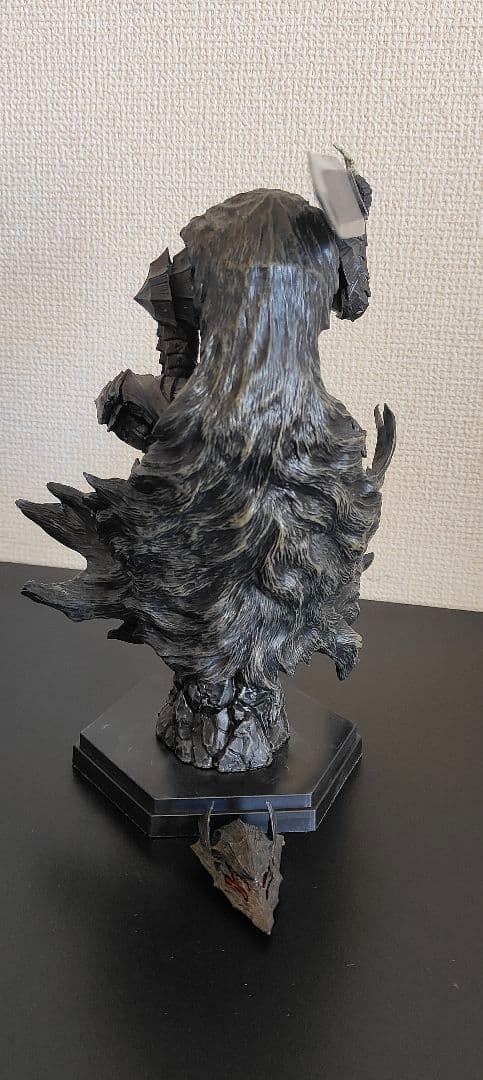 ベルセルク ガッツ 狂戦士の甲冑　フィギュア