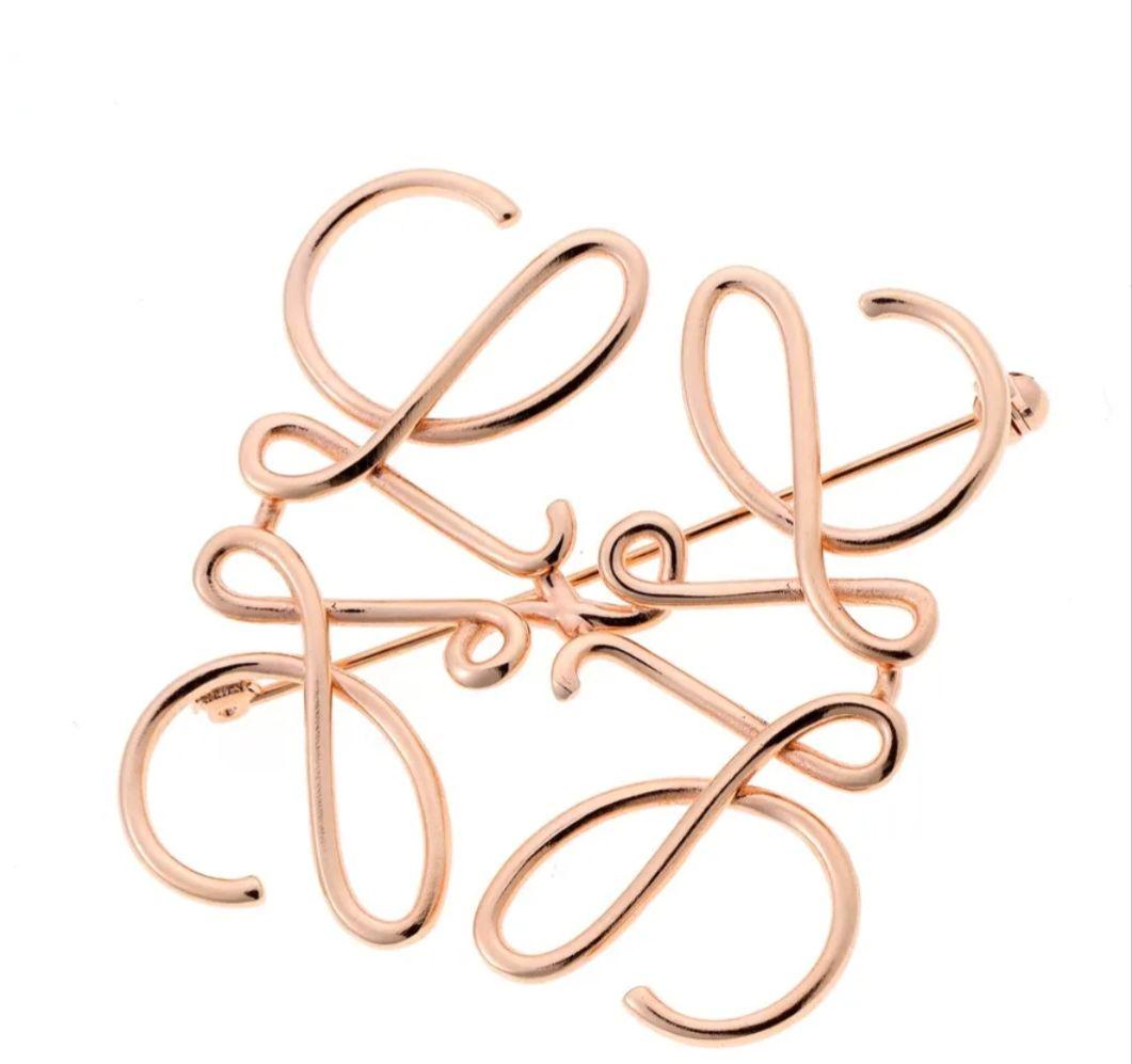 25日まで！極美品【LOEWE】 ロエベ アナグラム　 ブローチ ゴールド