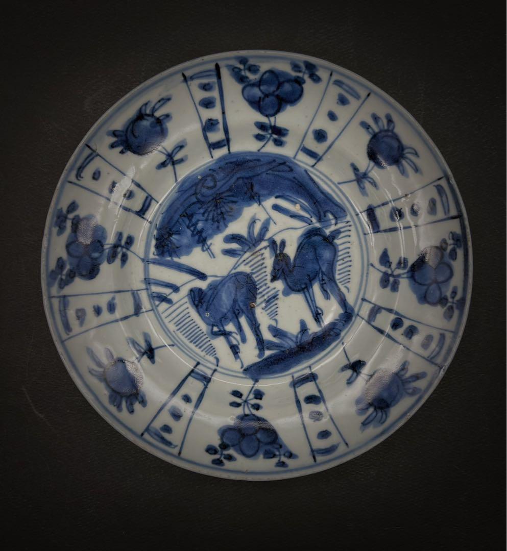 中国美術 古玩 青華動物紋様 折腹 飾り皿