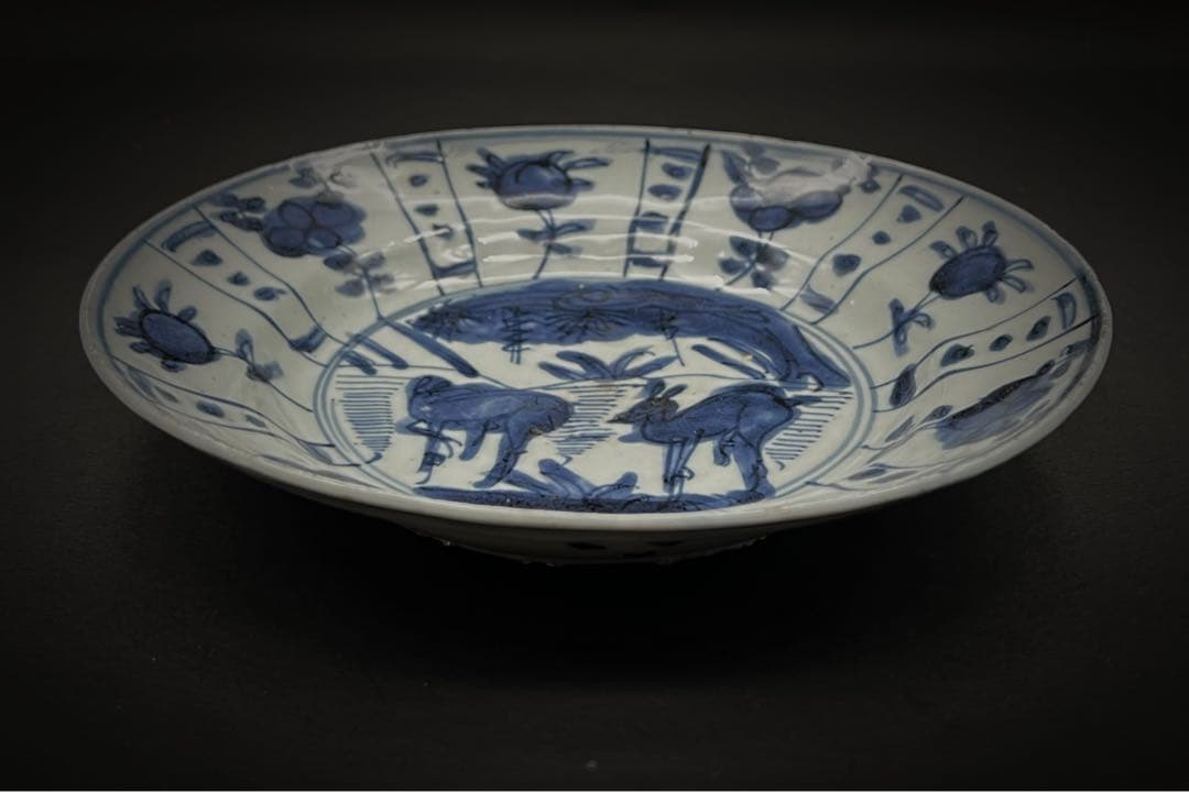 中国美術 古玩 青華動物紋様 折腹 飾り皿
