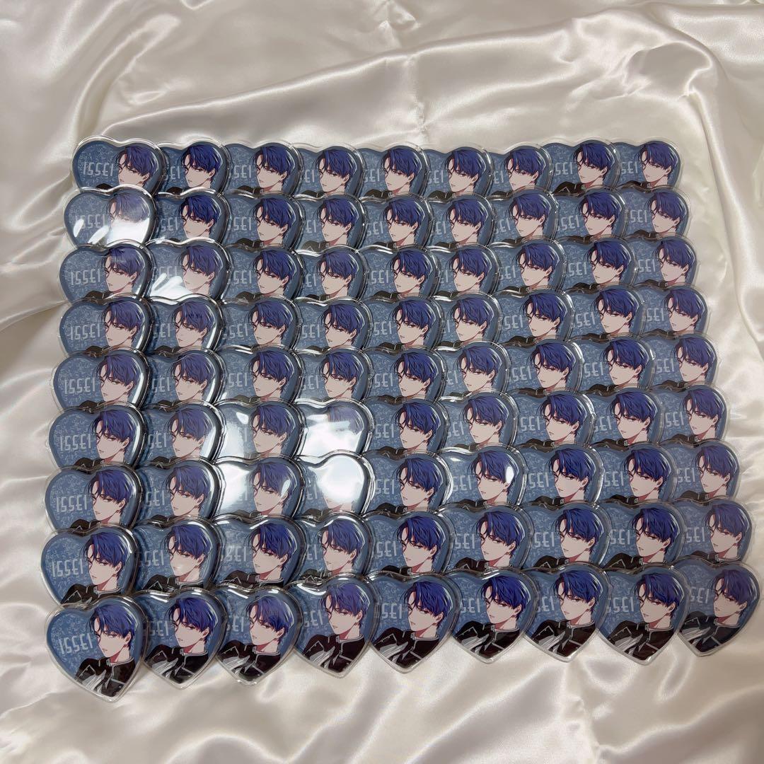 ビバレン　イッセイ　ハート缶バッジ