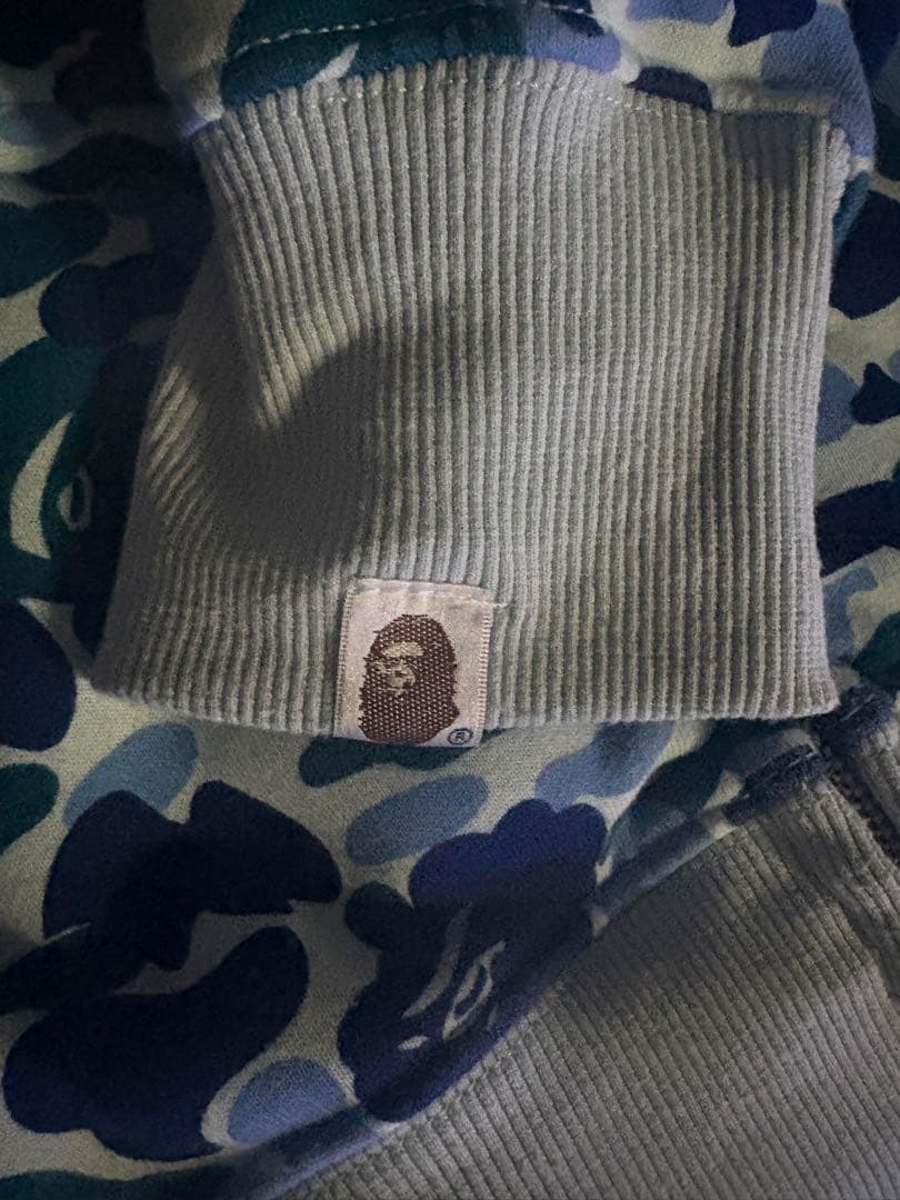 A Bathing Ape シャークパーカー M