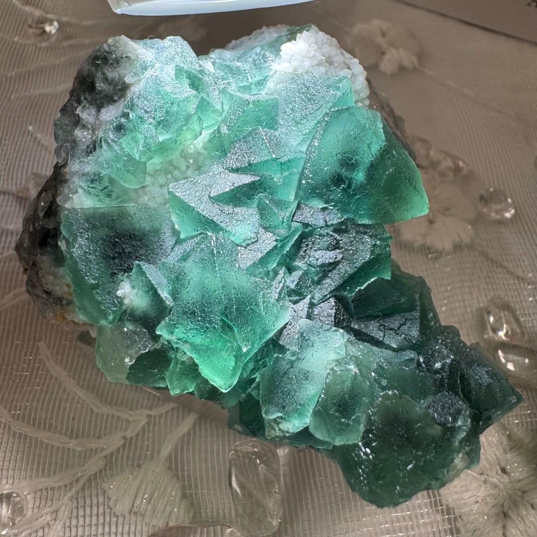 【D256】八面体 グリーンフローライト 内モンゴル 鉱物 標本