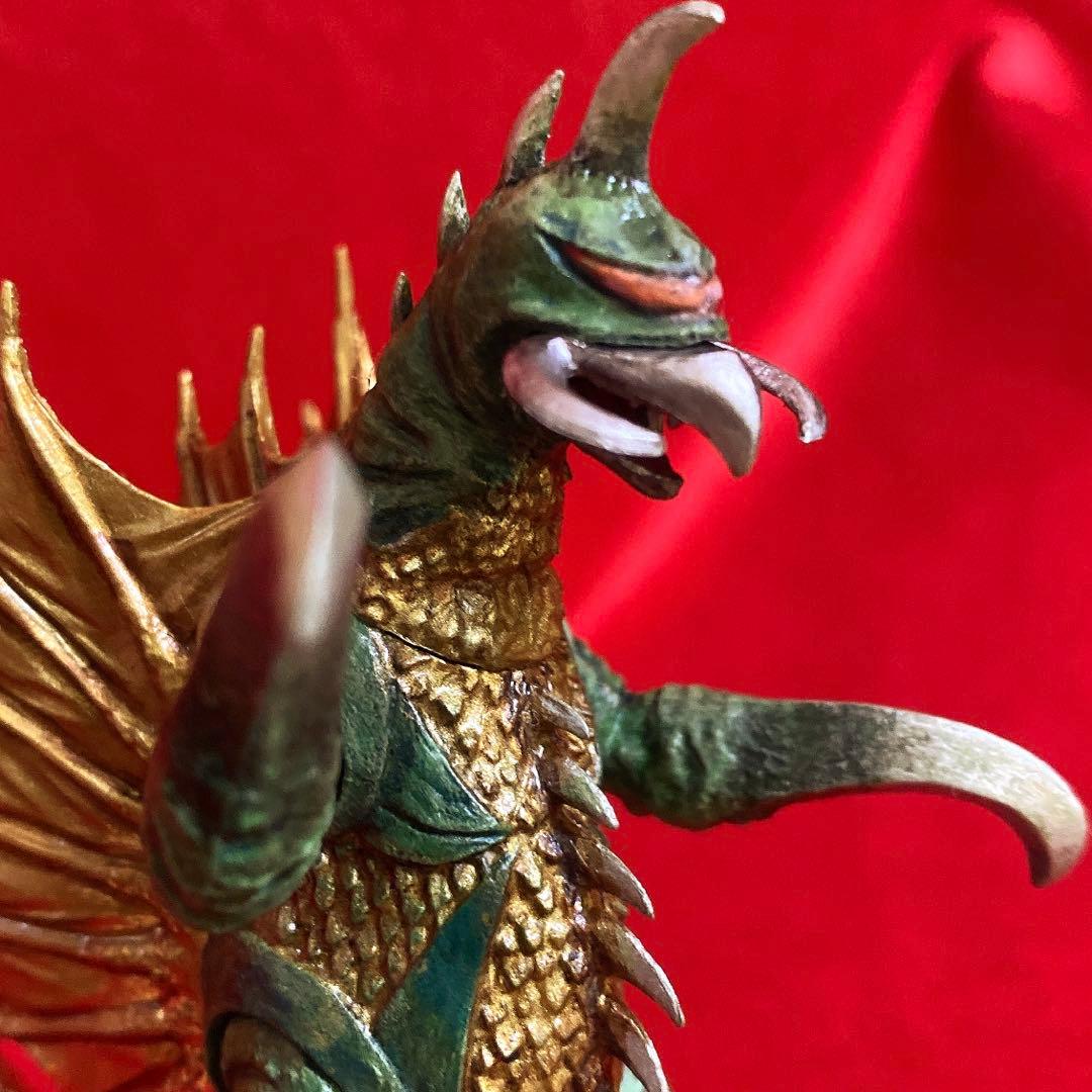 ガイガン1972 リペイント品　HG東宝怪獣　ゴジラ　ガシャポン　バンダイ