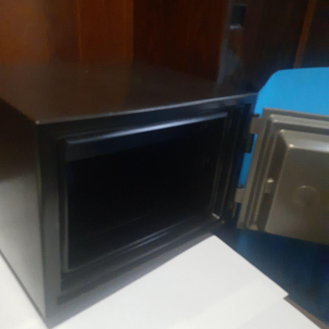 CROWN ダイヤル式金庫