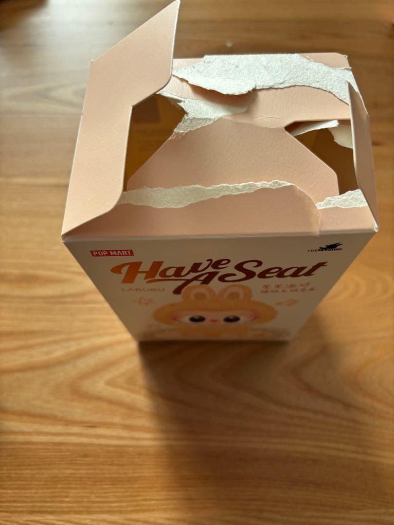 Q*o様 正規品LABUBUラブブHave a Seatシークレット　茶色