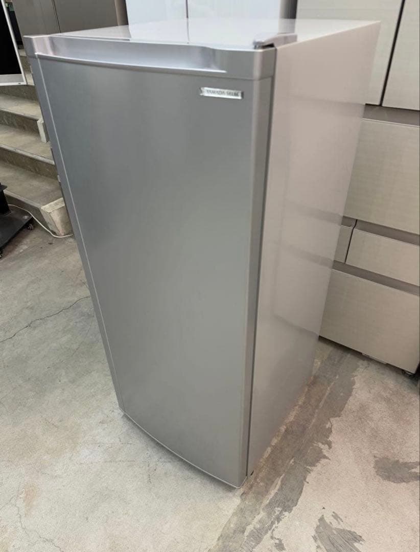 【高年式】 2022年式 138L YAMADA 冷凍庫 YRT-C14H1