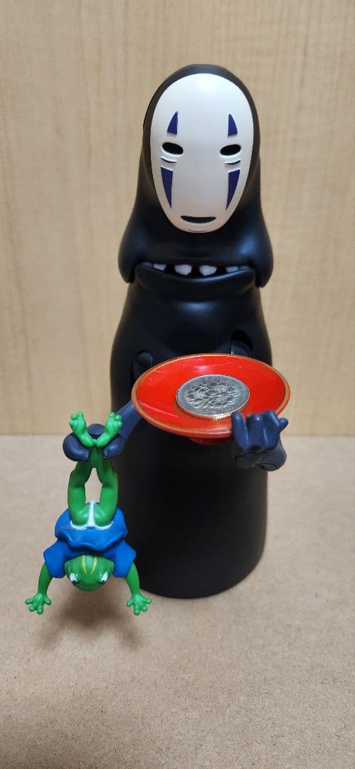 千と千尋の神隠し もっと！むしゃむしゃ貯金箱